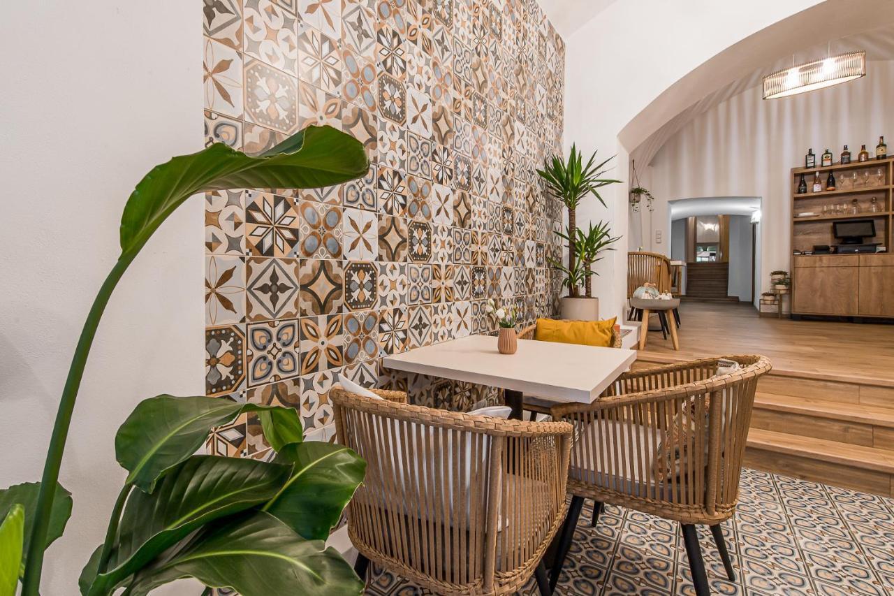 Apartmany Kolegium Prešov Esterno foto