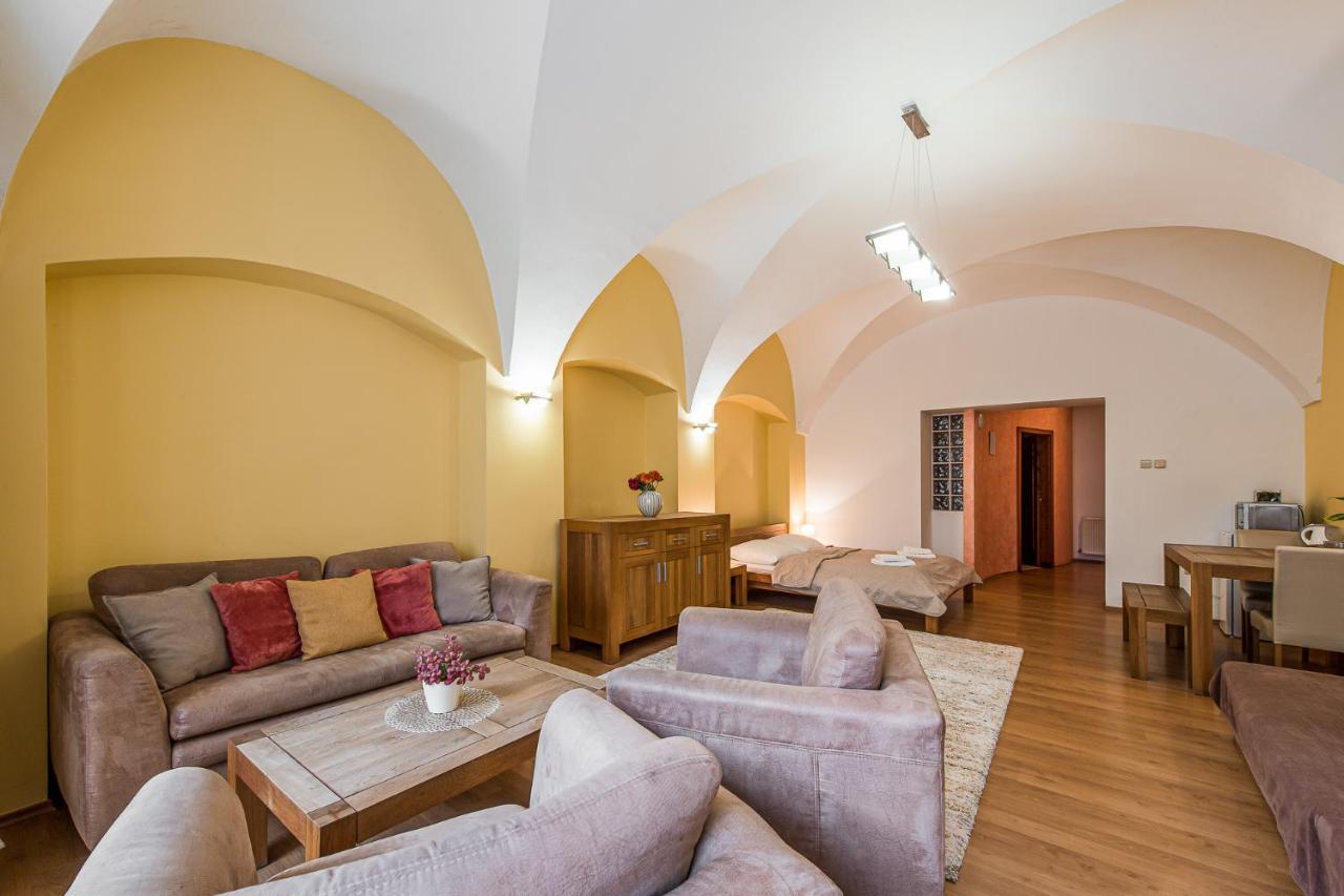 Apartmany Kolegium Prešov Esterno foto